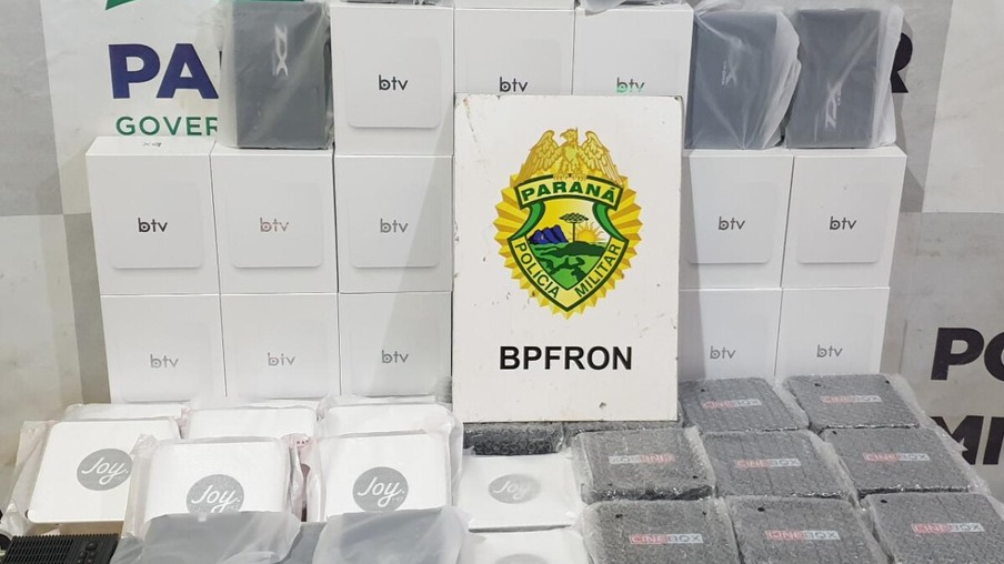BPFron apreende em Cascavel aparelhos que poderiam ser usados para pirataria de sinal em Cascavel-PR