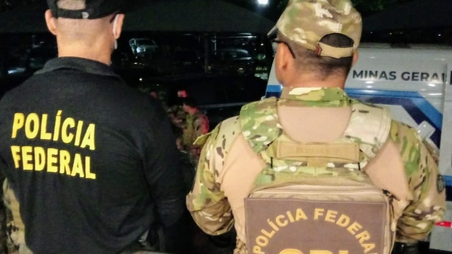Caixa Forte: Polícia Federal deflagra operação em 19 Estados e no DF contra facção criminosa
