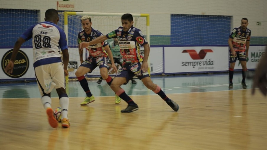 Cascavel Futsal faz quatro jogos em uma semana
