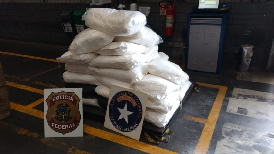 Mais de 600 kg de cocaína são apreendidos em carga de açúcar no Porto de Paranaguá