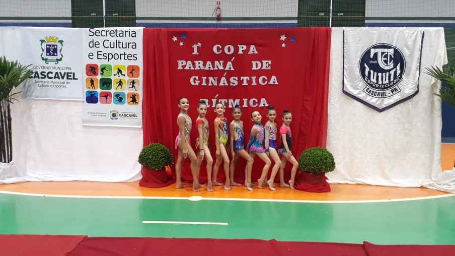 Mais de 200 ginastas participam da Copa Paraná de GR on-line