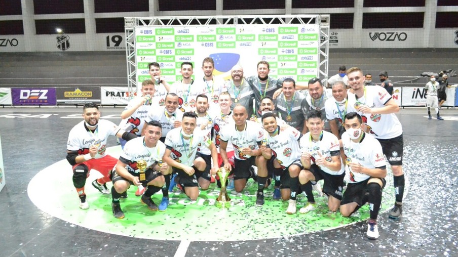 Dois Vizinhos conquista o título da Copa do Brasil de Futsal