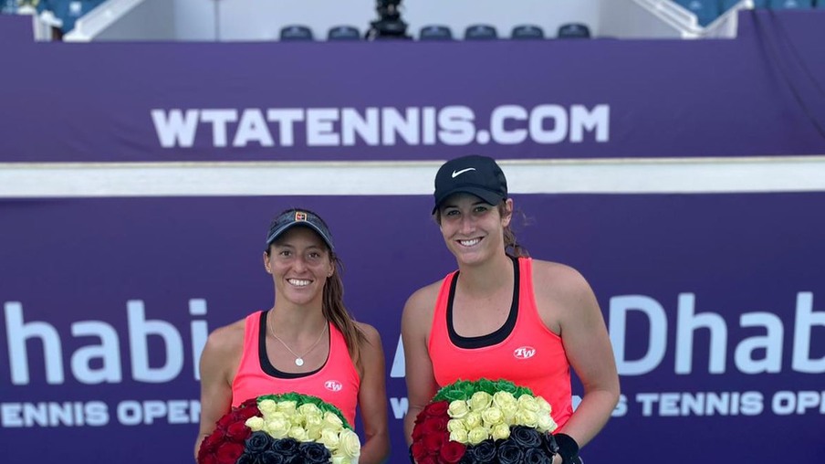 Stefani e Carter são vice-campeãs do WTA 500 de Abu Dhabi