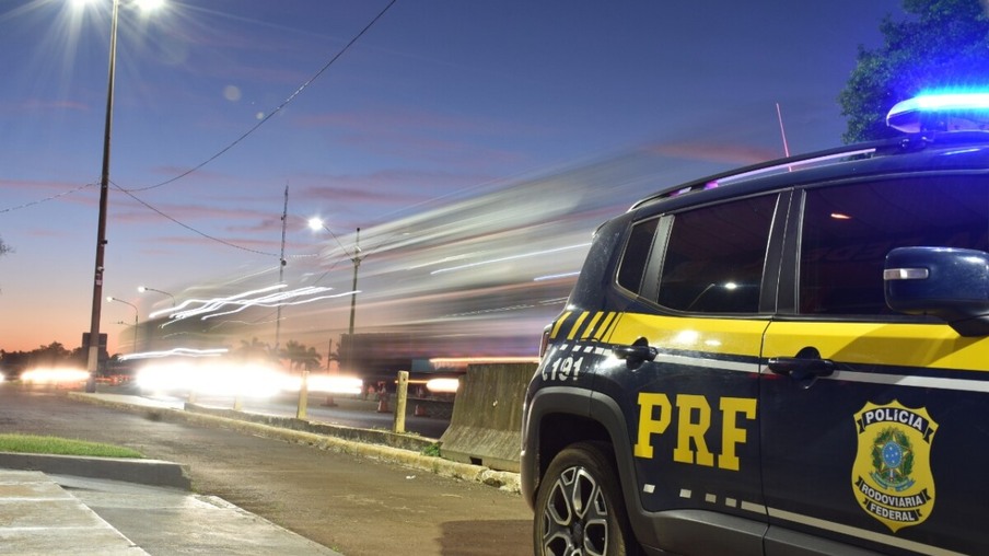PRF escolta carro de família catarinense e possibilita cirurgia de criança de 4 anos em Curitiba