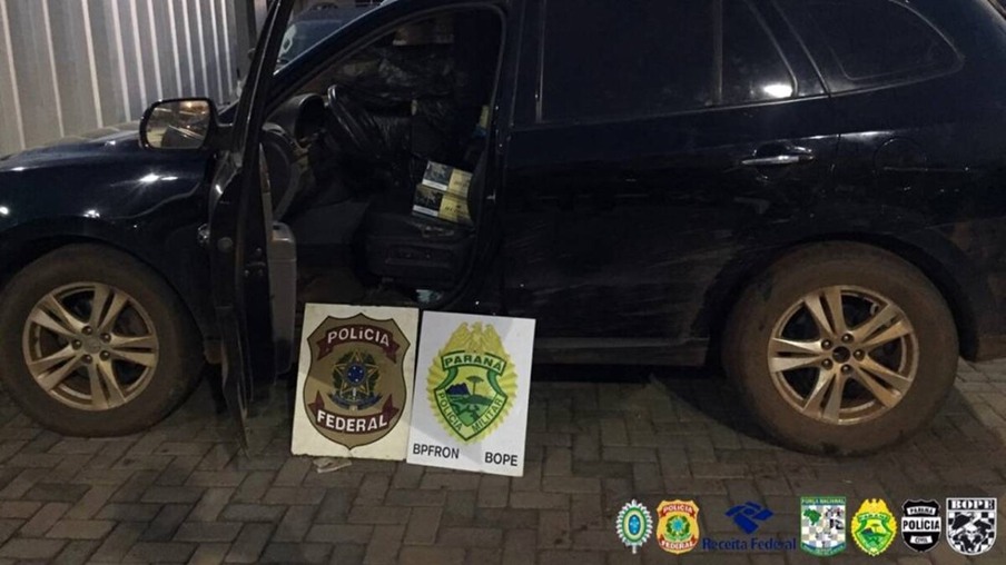 Polícia Federal e BPFron apreendem oito veículos carregados com cigarros contrabandeados em Guaíra