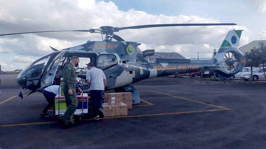 Em um mês, Batalhão de Operações Aéreas faz 20 missões de transporte de vacinas aos municípios
