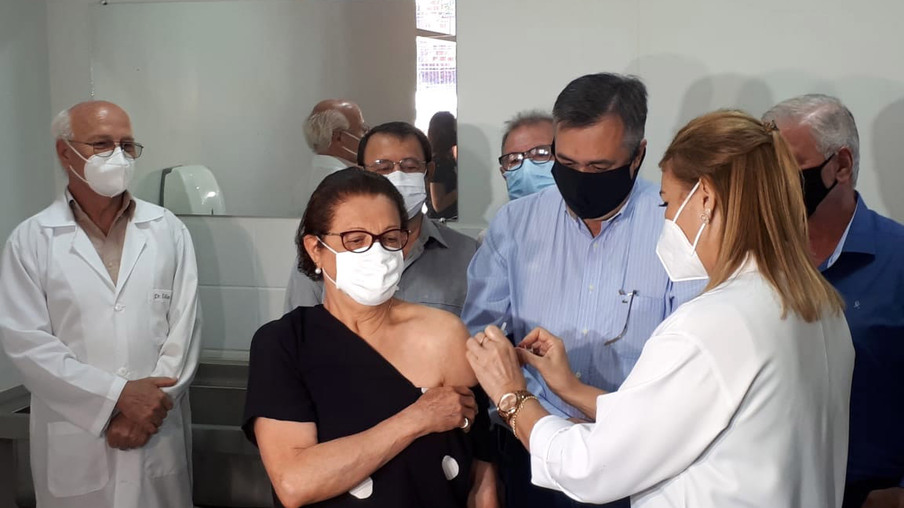 Paraná aplicou 27 mil doses das vacinas contra a covid-19 no feriado de Tiradentes