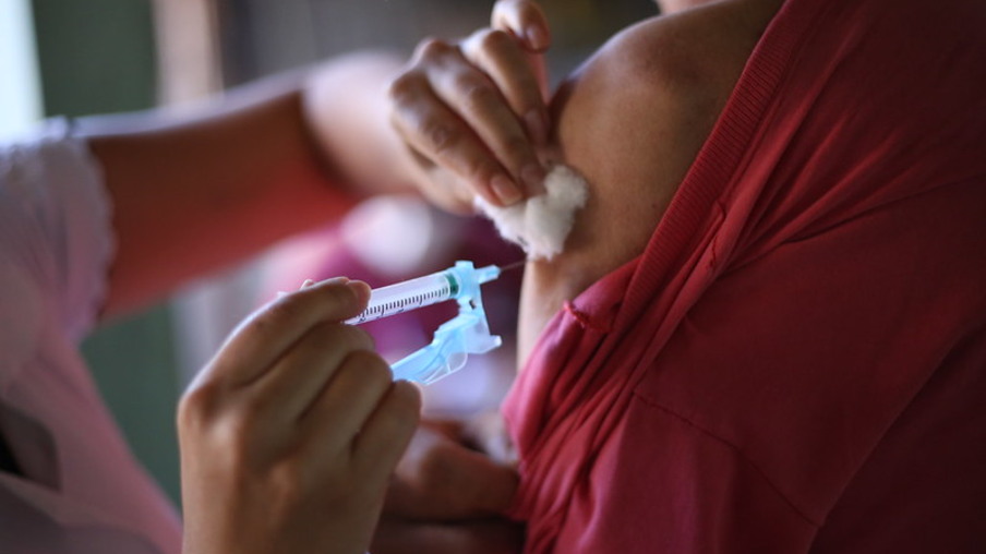 Campanha de vacinação contra a Influenza começa nesta segunda-feira (12)