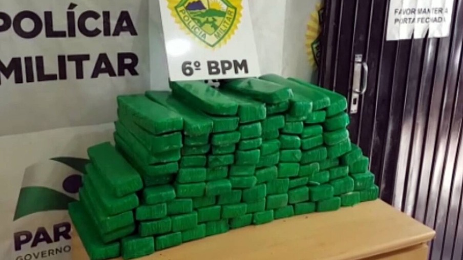 Polícia Militar detém quatro homens e apreende 86 tabletes de maconha na BR-467