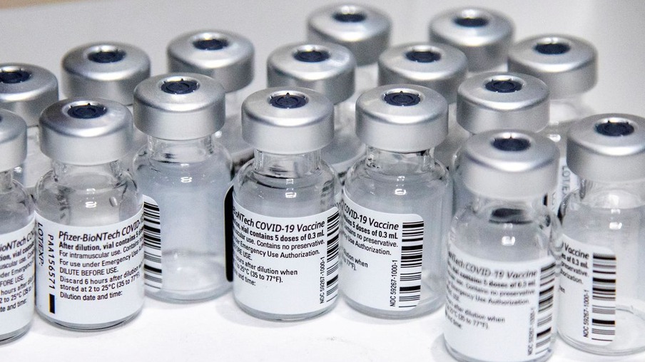 Saúde distribui 1,12 milhão de vacinas da Pfizer a partir de amanhã