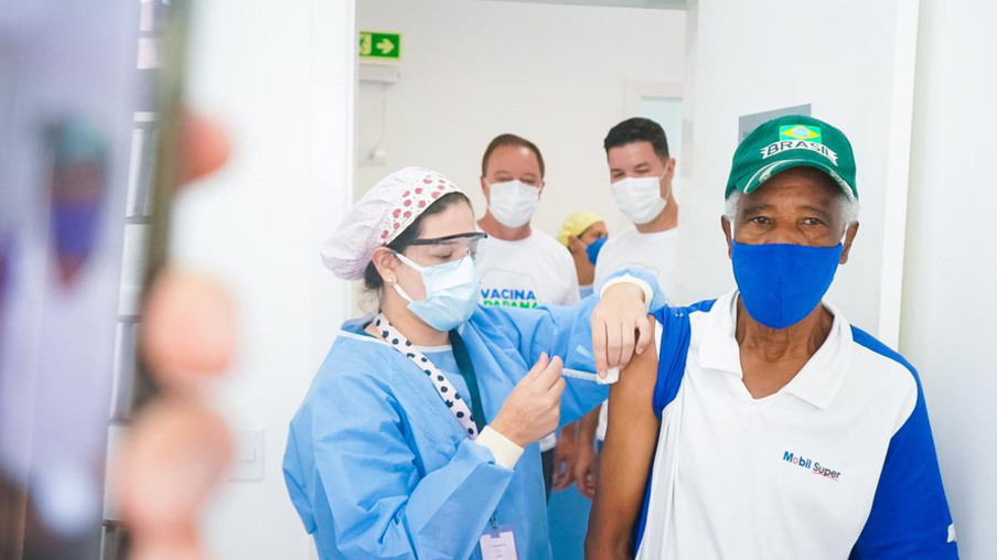 Chega a 2 milhões o número de vacinados contra a covid-19 no Paraná