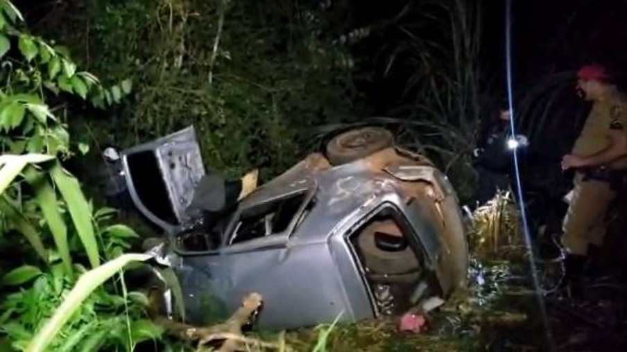 Irmãos morrem e mulher fica gravemente ferida em acidente em Cruzeiro do Iguaçu