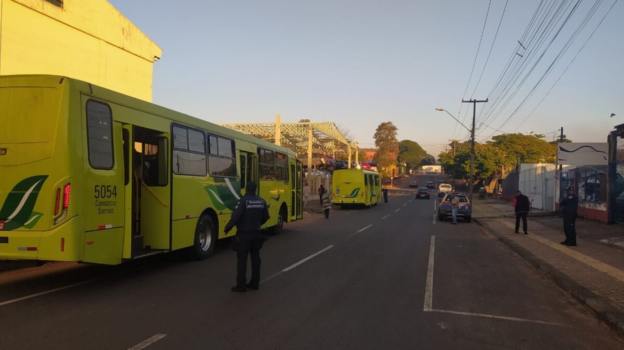 Superlotação nos ônibus do transporte coletivo pode gerar multas de R$ 2 milhões para consórcio