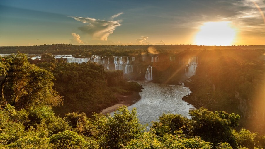 Secretaria de Turismo e Projetos Estratégicos divulga Destino Iguaçu em encontro sobre turismo de eventos