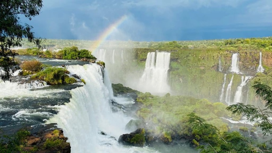 Chuvas garantem volta das águas nas Cataratas do Iguaçu