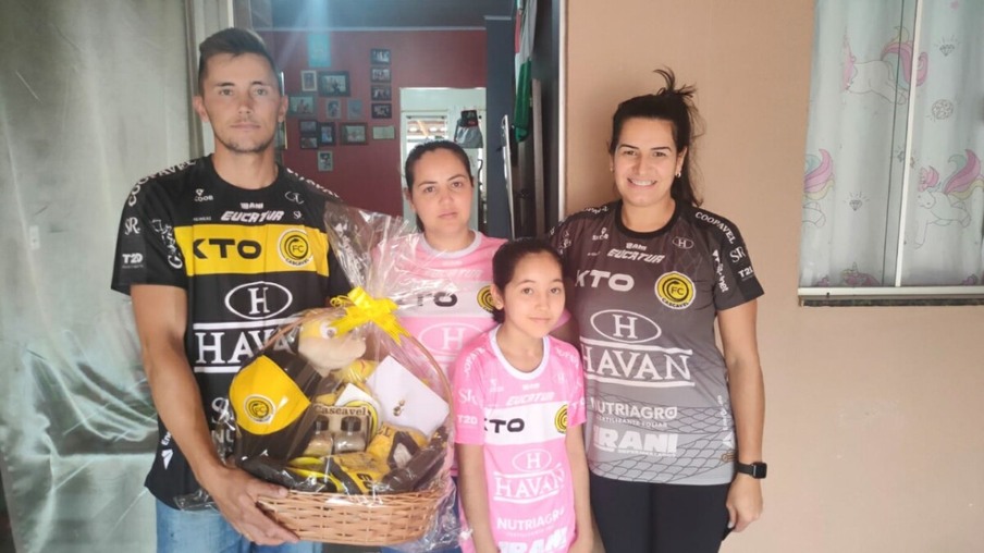 FC Cascavel apoia campanha de arrecadação de fundos para tratamento da pequena Nicoli