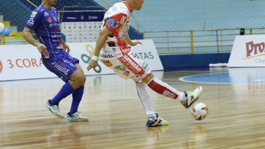 Liga Futsal volta em clima de decisão