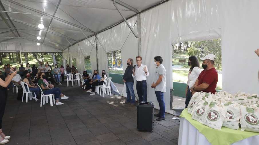 Meio Ambiente comemora Dia do Servidor com confraternização no Parque Tarquínio