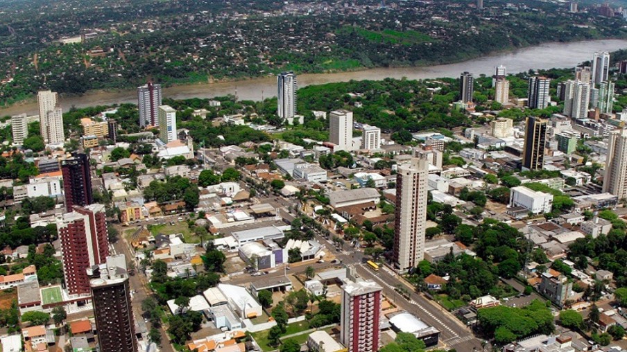 Foz do Iguaçu é destaque em qualificação na gestão pública no Paraná