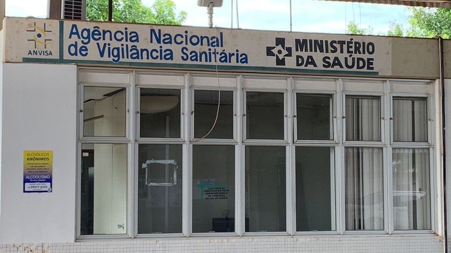 Apesar de notificação da Anvisa, postos nas fronteiras com Paraguai e Argentina não exigem passaporte de vacina, em Foz do Iguaçu
