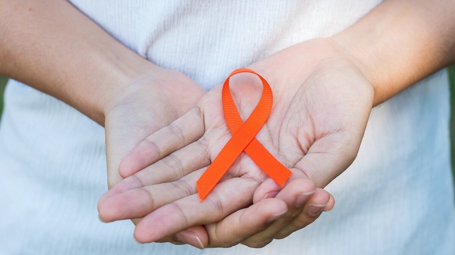 Fevereiro laranja: campanha alerta sobre sinais e sintomas da Leucemia