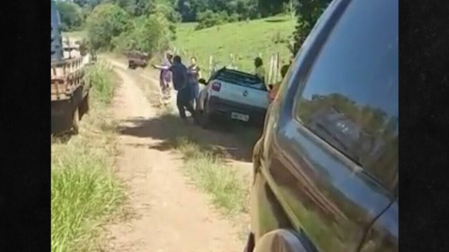 Popular registra tiroteio por disputas terras aonde 4 pessoas morreram no sudoeste do Paraná;