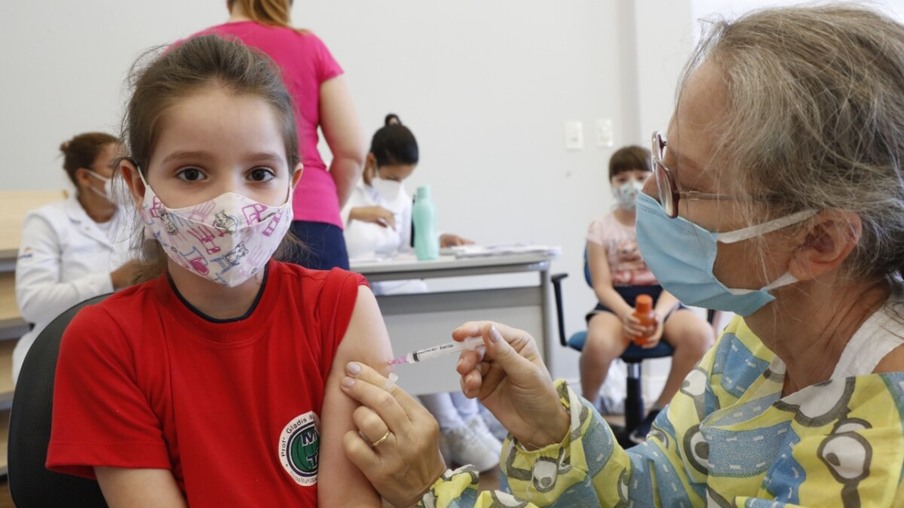Foz: Saúde abre mais de 5 mil vagas para a vacinação infantil contra a Covid-19