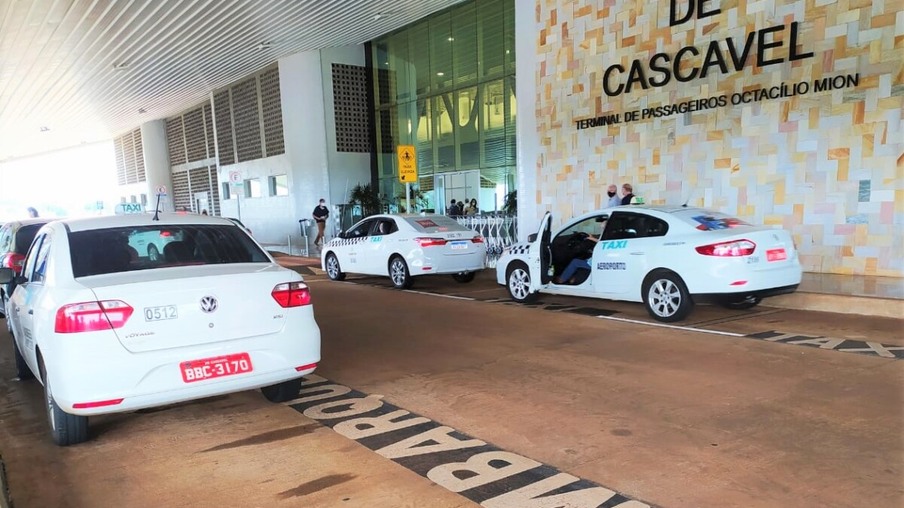 Transitar amplia para até 20 veículos ao dia a prestação de serviço de táxi no Aeroporto de Cascavel