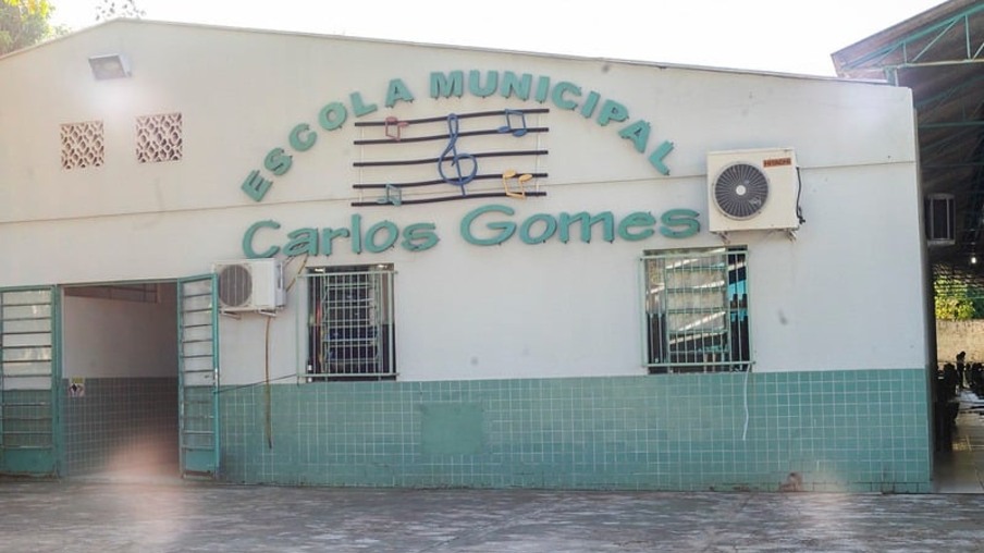 Foz: Começam as obras na Escola Carlos Gomes, no Campos do Iguaçu