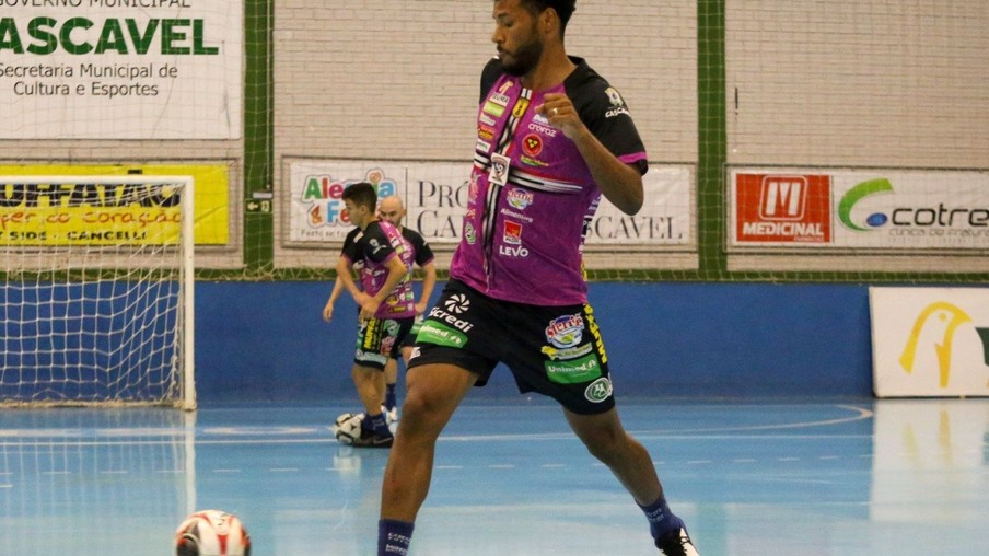 Em boa fase, Cascavel Futsal enfrenta Minas para colar na liderança da Liga Nacional