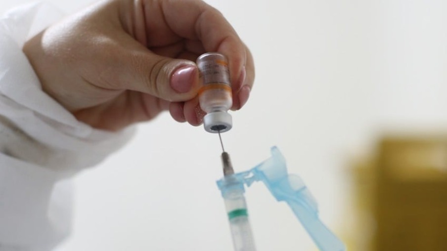 Especialista alerta para importância da vacina no Dia da Imunização