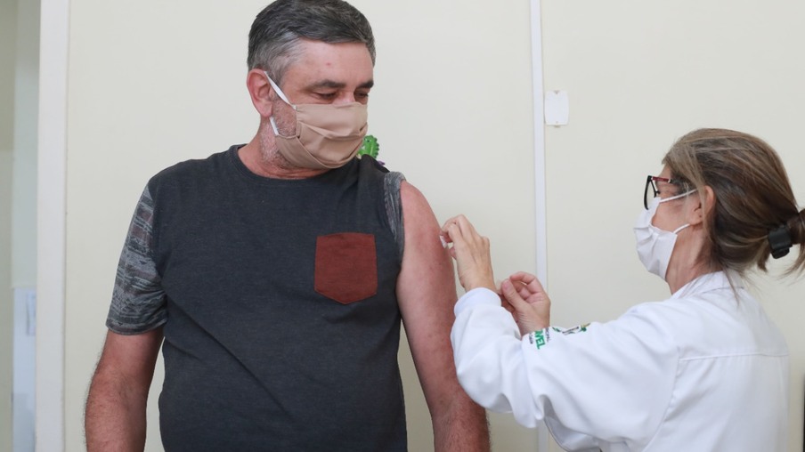 Covid-19: Saúde divulga o cronograma da vacinação da próxima semana em Cascavel