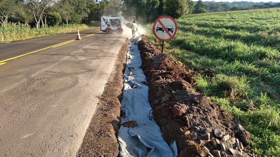 Recuperação da rodovia de Catanduvas e Três Barras do Paraná está em andamento