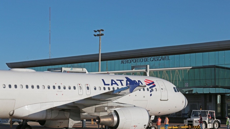 PAPI: Novo sistema de segurança para aeronaves começa operar em Cascavel