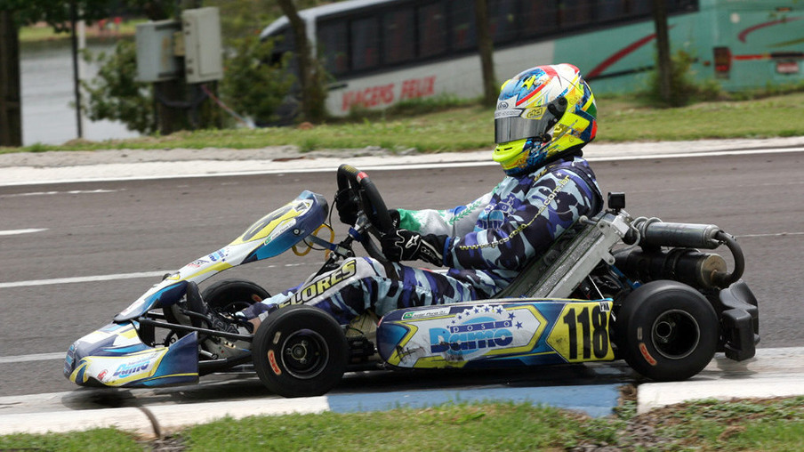 Júnior Flores treina já nesta quinta-feira no Kartódromo de Cascavel/Crédito: Mario Ferreira