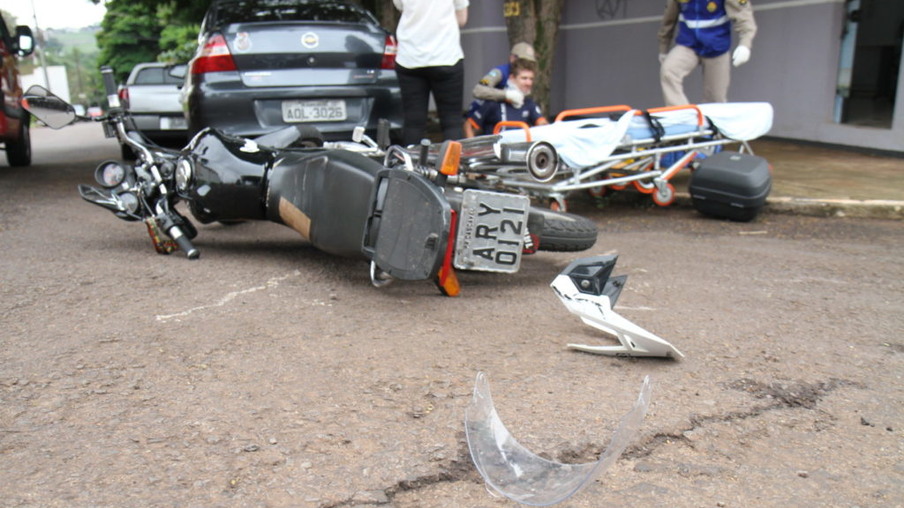 Cinco acidentes com moto em uma tarde