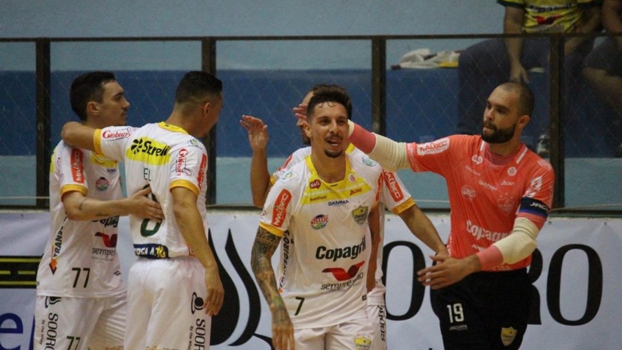 Liga Futsal: Embalado, Marechal recebe a Assoeva no Ginásio Ney Braga