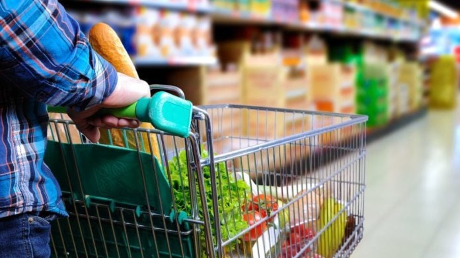 Preço de cesta de compras de famílias com renda mais baixa cai 0,09%