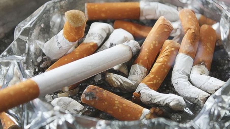 Venda de cigarros ilegais cresce e chega a 57%