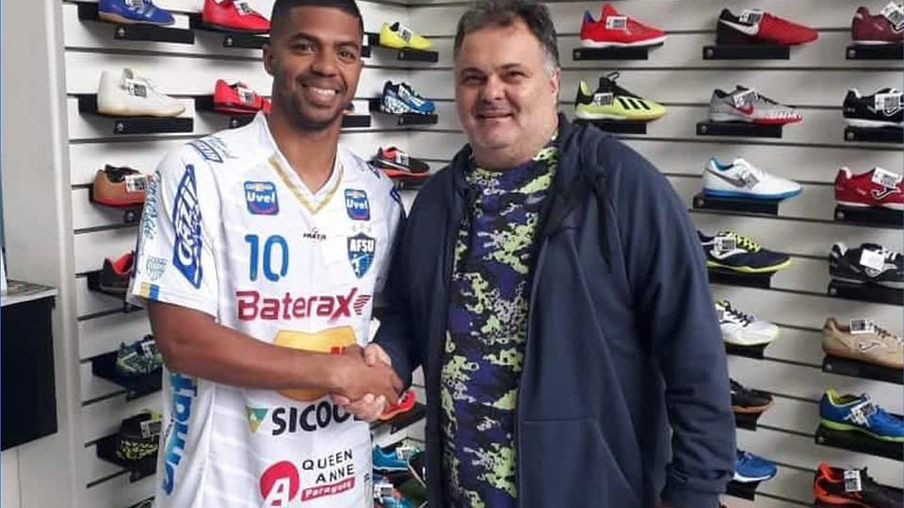 Umuarama Futsal contrata pivô antes de enfrentar o Cascavel