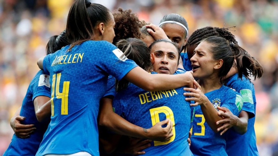 Brasil vence a Itália e avança para as oitavas de final