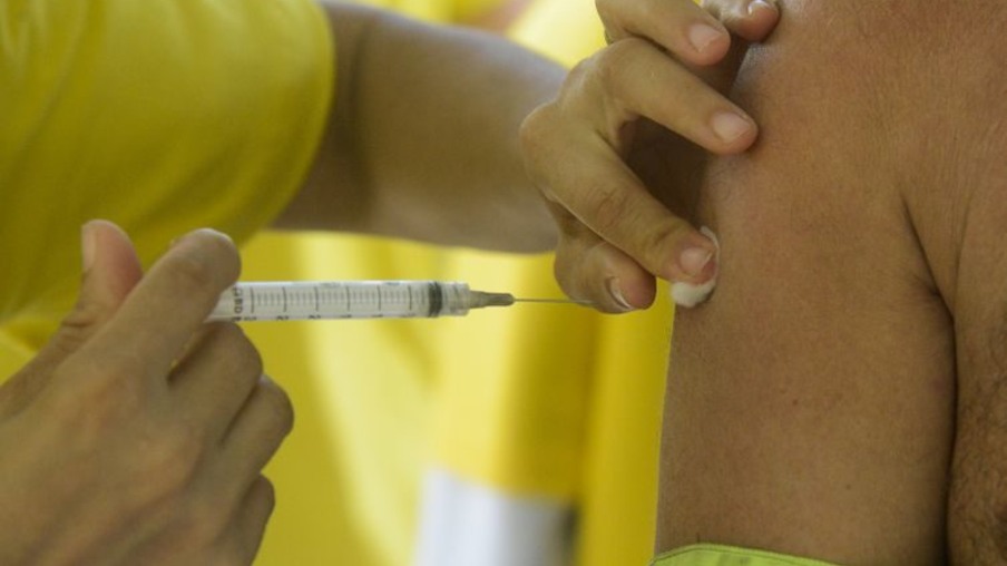  Os grupos prioritários tiveram entre os dias 10 de abril e 31 de maio para se vacinar com exclusividade - Tomaz Silva/Agência Brasil

