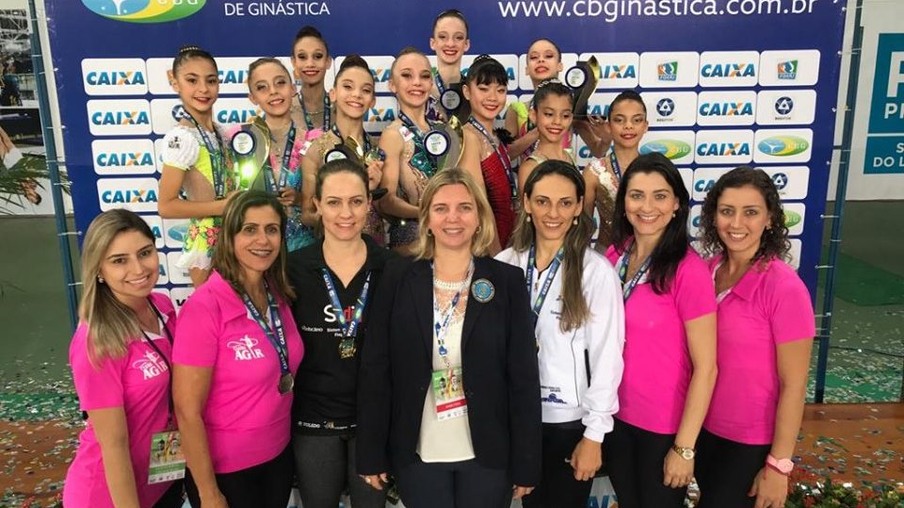 GR CAMPEÃ: Paraná conquista 23 medalhas individuais 3 troféus por equipe