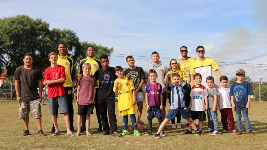 FC Cascavel participa de lançamento de Projeto Social no Turisparque