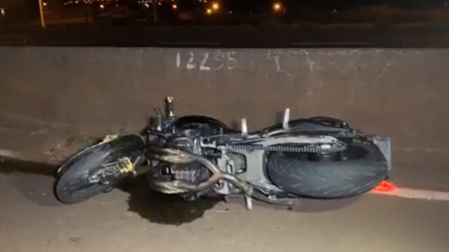 Motociclista morre em grave acidente na BR-467 em Cascavel-PR