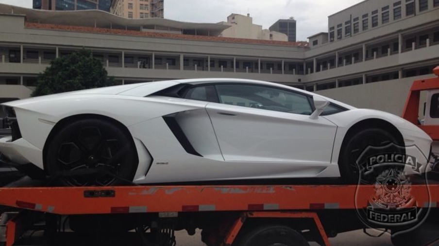Lamborghini Aventador, avaliado em R$ 2,24 milhões, de Eike Batista, não teve comprador - Divulgação/Polícia Federal