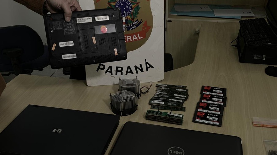 Polícia Federal fala sobre prisão de estagiário que revendia objetos furtados do INSS pela internet