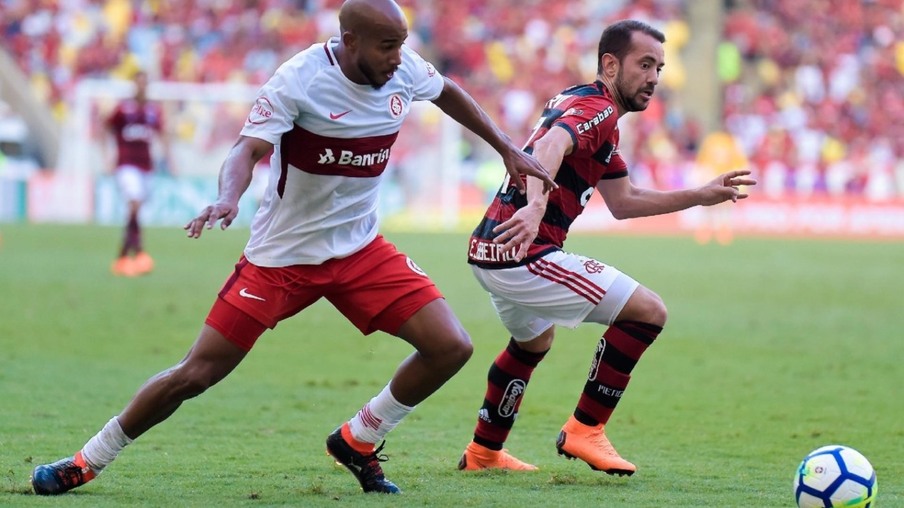 Libertadores: Flamengo e Inter iniciam duelo por vaga à semifinal