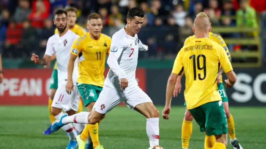 EUROCOPA | Cristiano Ronaldo marca quatro nas Eliminatórias
