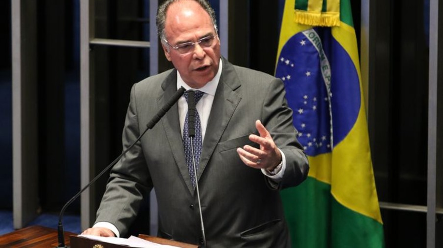 O líder do governo no Senado, Fernando Bezerra Coelho, colocou o cargo à disposição - Arquivo/Agência Brasil

